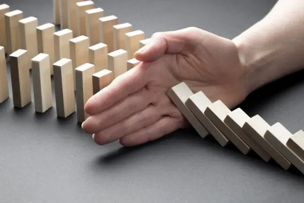 Oplever du modgang i din virksomhed, og har du mistet overblikket? Få fortrolig sparring.